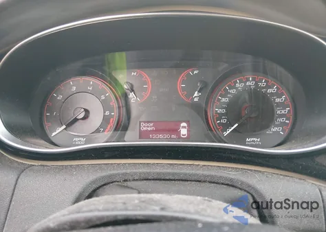 2015 Dodge Dart Sxt z USA, uszkodzony, nr VIN 1C3CDFBBXFD402696